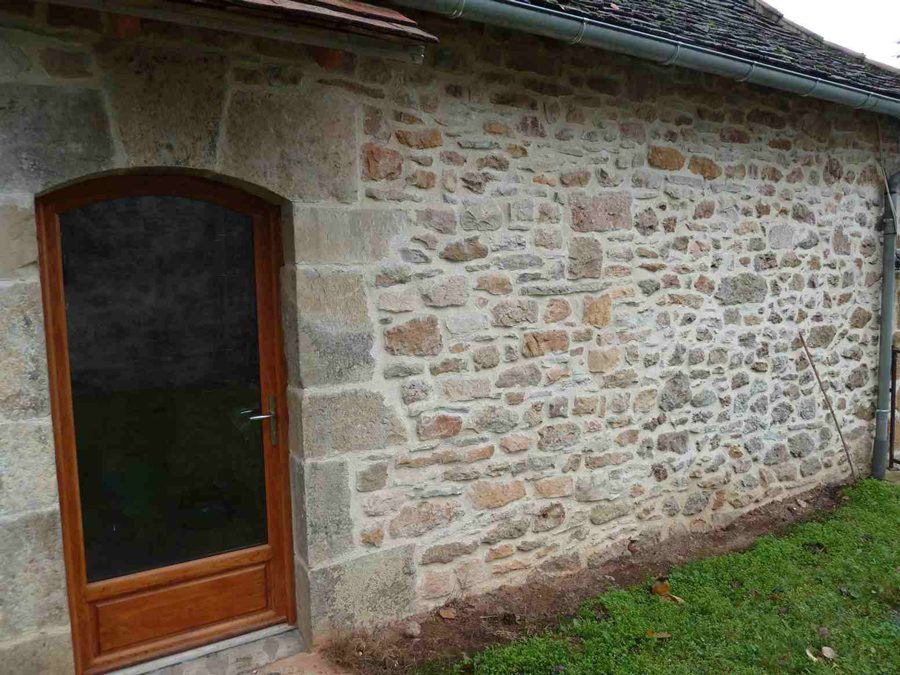 Joint à la chaux, façade en pierre Saint-Laurent-du-Verdon